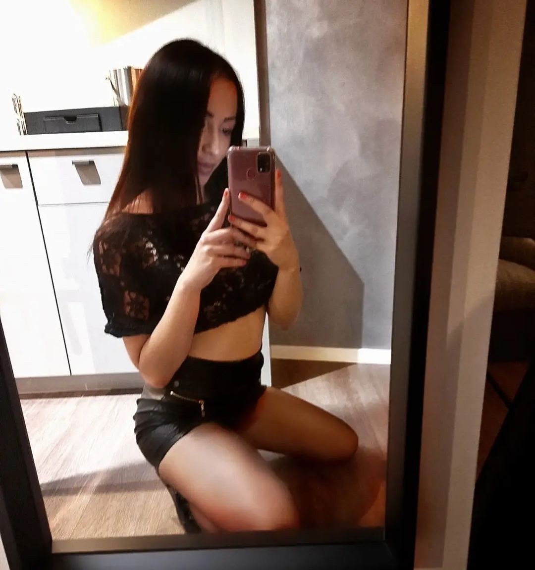 Alice live private escort in Haymarket