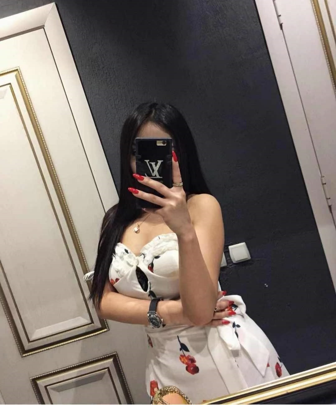 Gucci 025Girl private escort in Cairns
