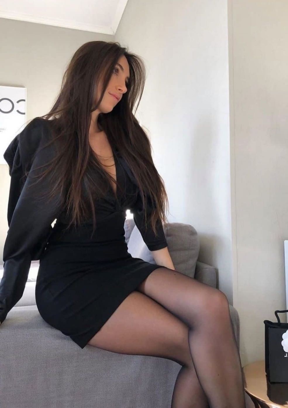 Dora berry private escort in Sydney