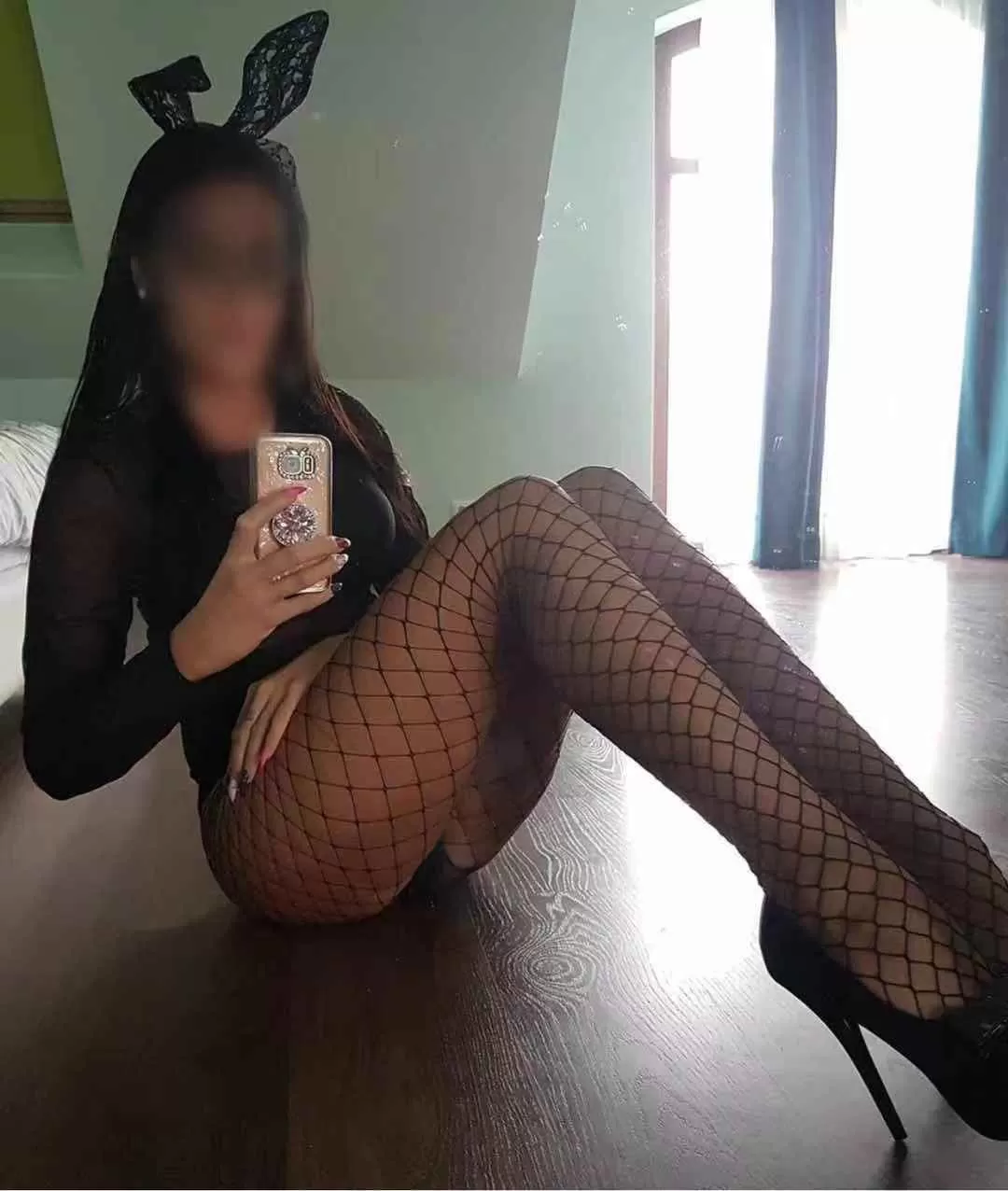 Candida sexlady private escort in Strathmore Heights