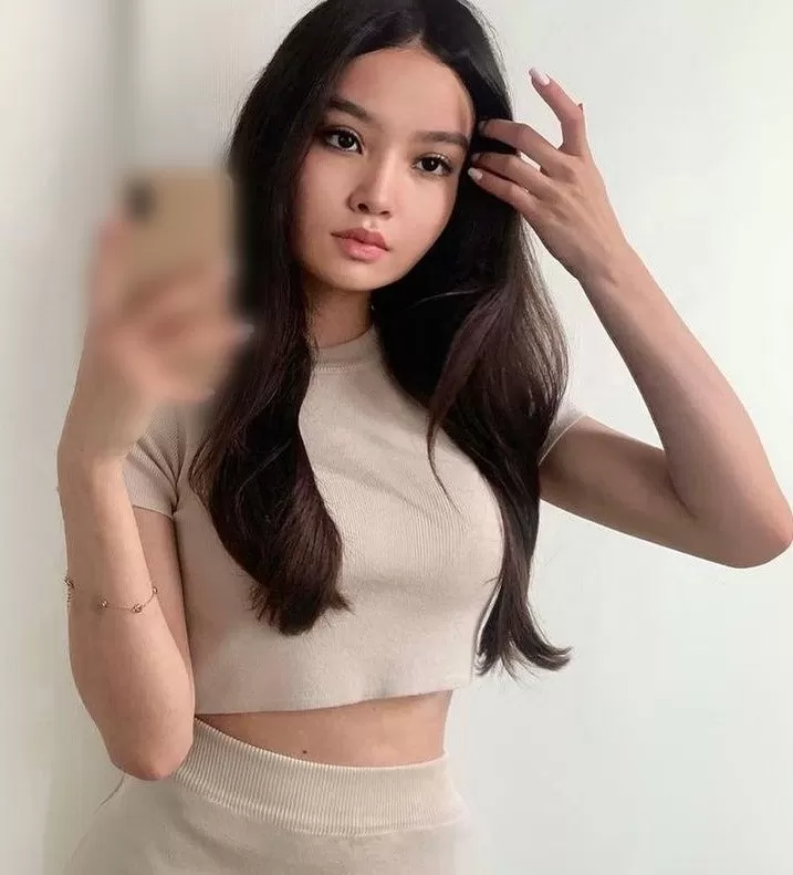 alice independent escort asian sydney private escort in Sydney