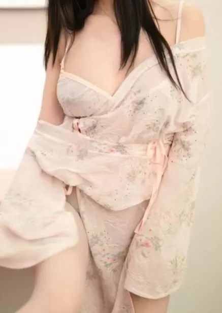 winnie sydney busty asian escort private escort in Sydney