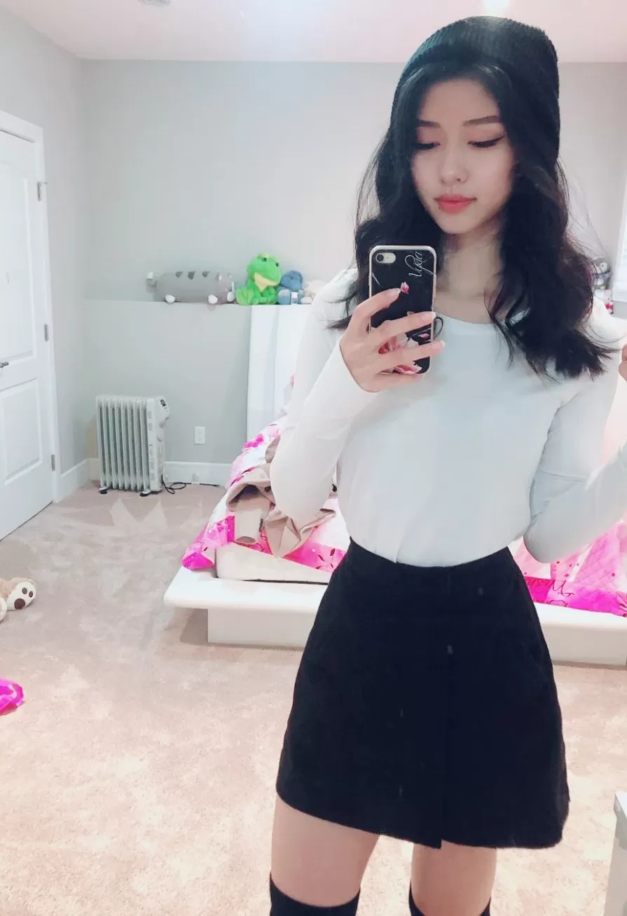 winnie sydney asian incall escort private escort in Sydney